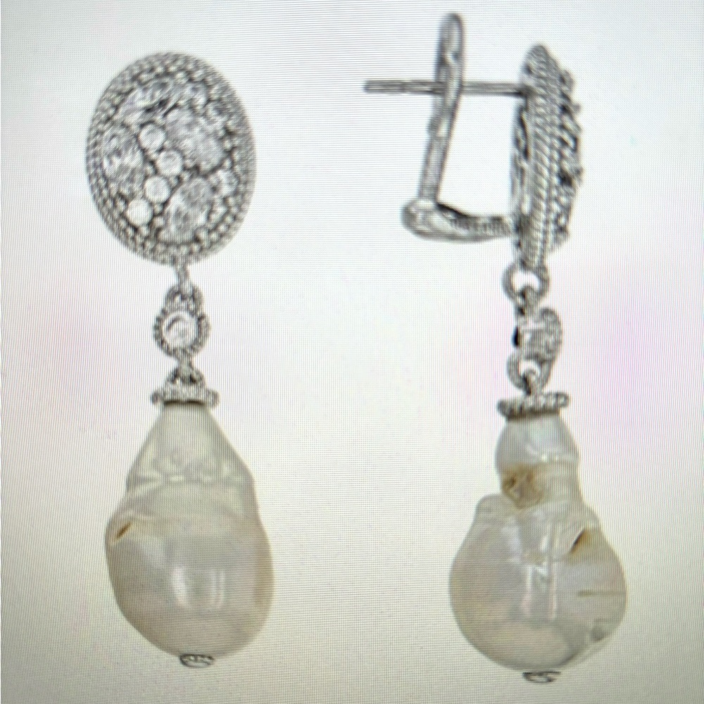 Judith Ripka Pearl Earrings